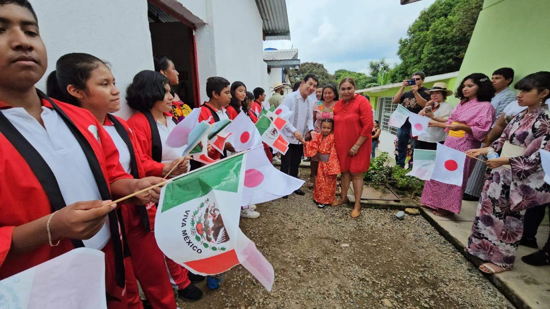 inauguracion escuela